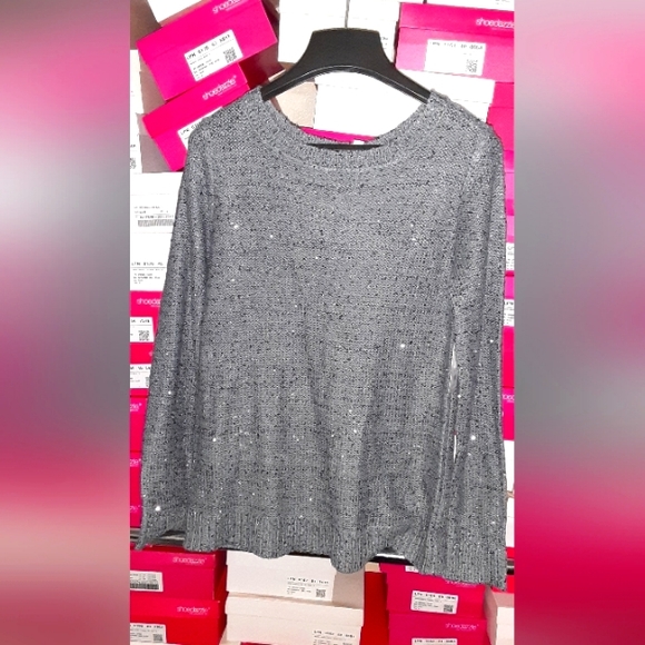 Walmart brand Time and Tru Mixed media sweater gray size small could fit med/lrg - Picture 2 of 2